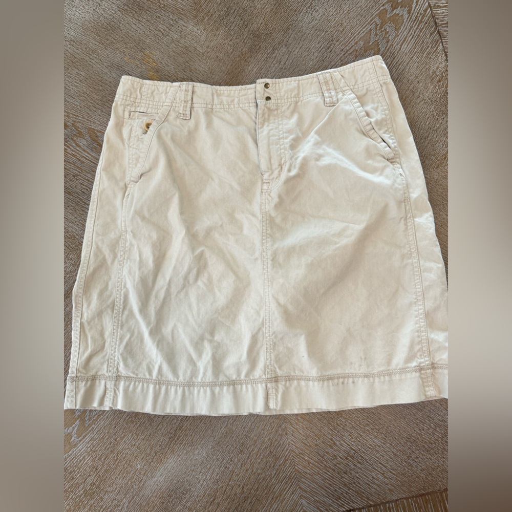 Eddie Bauer Beige Skirt Sz 12 length 20” waist 34” Pockets 100% Cotton